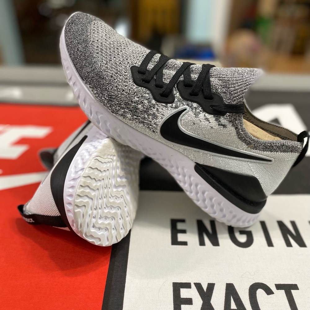 Nike Black and White Athletic Shoes